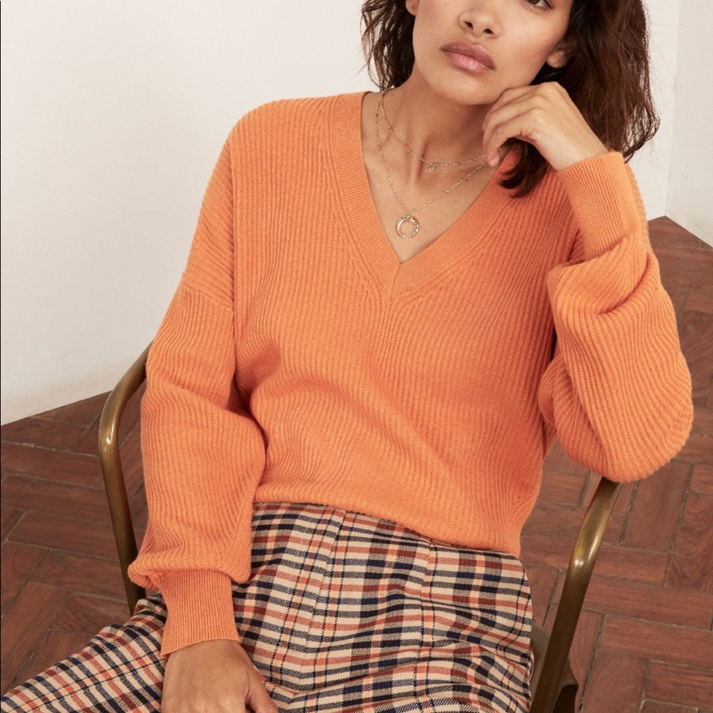 Kitri Dree Orange V-Neck Sweater